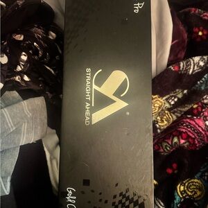 Straight Ahead Pro Hair Styling Tool